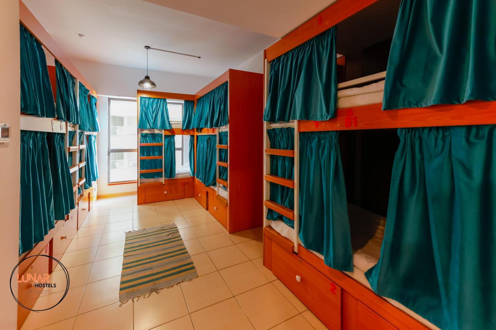 Lunar Cozy Hostel - Jbr Dubái Exterior foto